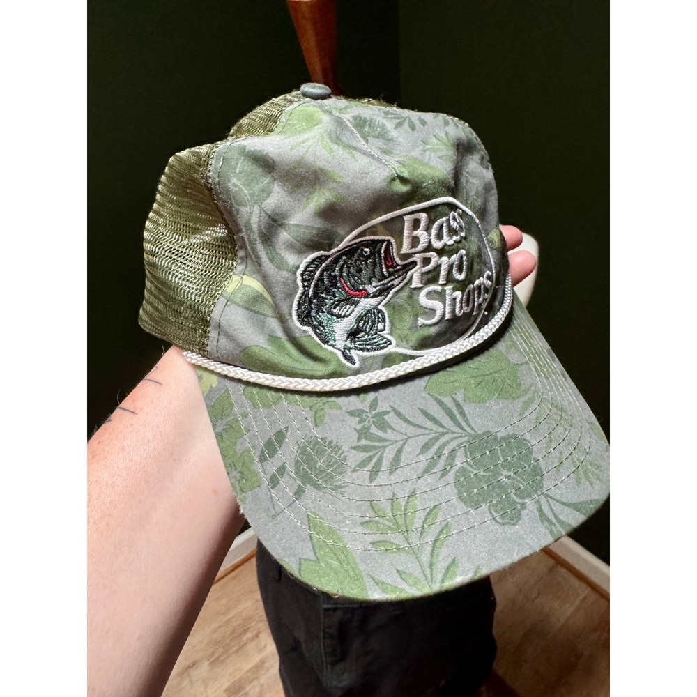 Bass Pro‎ Shops Camo Floral Rope Accent Trucker Hat